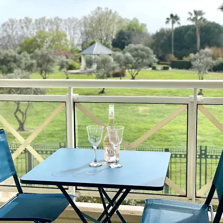 Les Pins Exflora Apartment Antibes